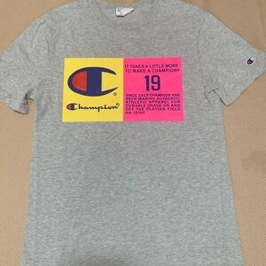 Champion tshirt